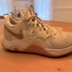 Men’s Nike CW3406 Basketball shoes Renew Elevate